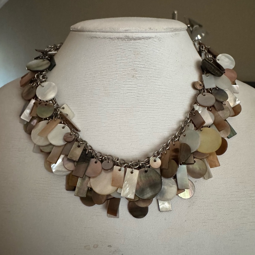 Shell necklace - Picture 4 of 6